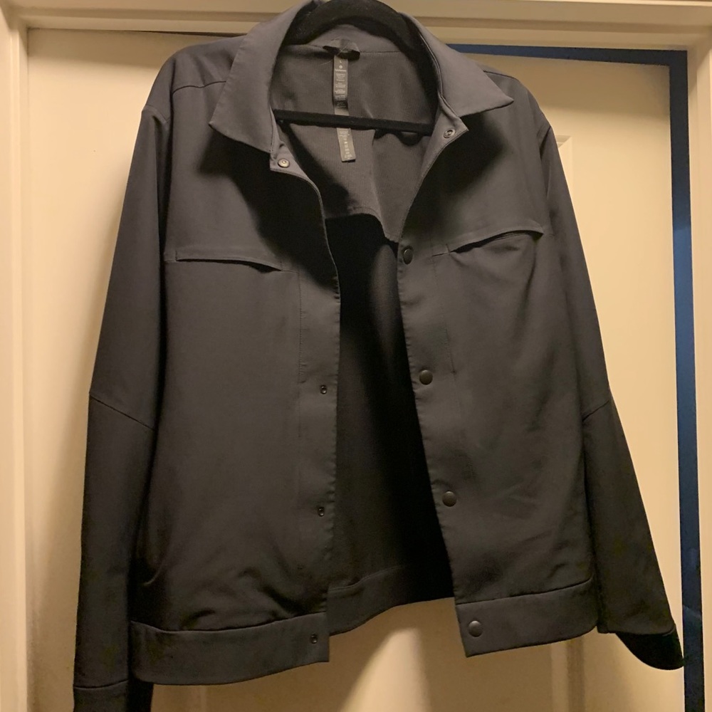NWOT lululemon black city excursion jacket
